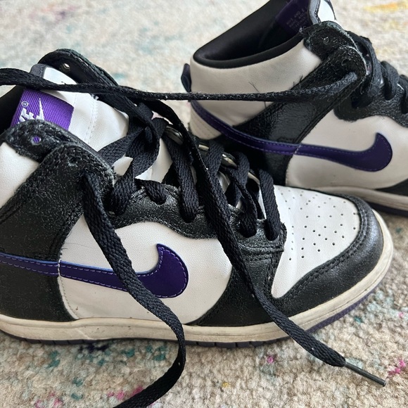 Women’s Nike Dunks size 4 - Picture 3 of 5